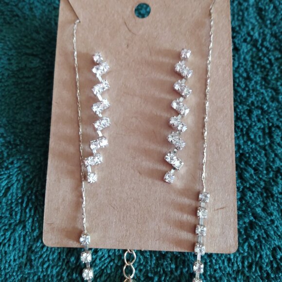 Silver Tone Rhinestone Necklace and Earring Set - Picture 3 of 5